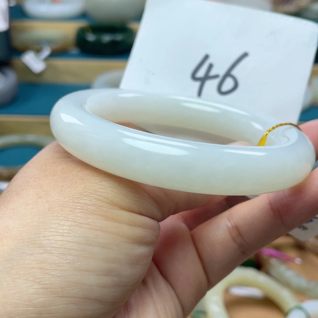 未镶嵌手镯和田玉圈口60