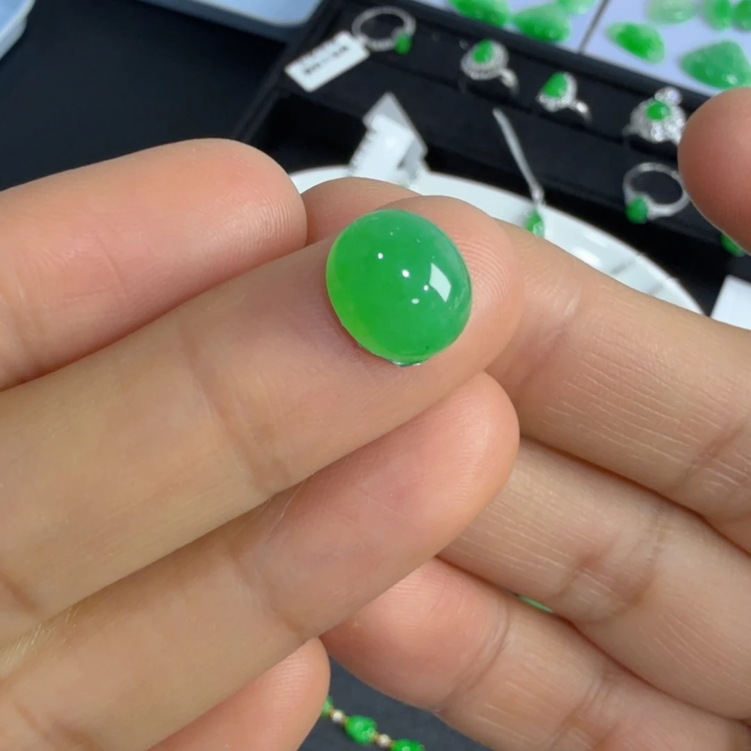 翡翠吊坠(不含链)未镶嵌绿蛋