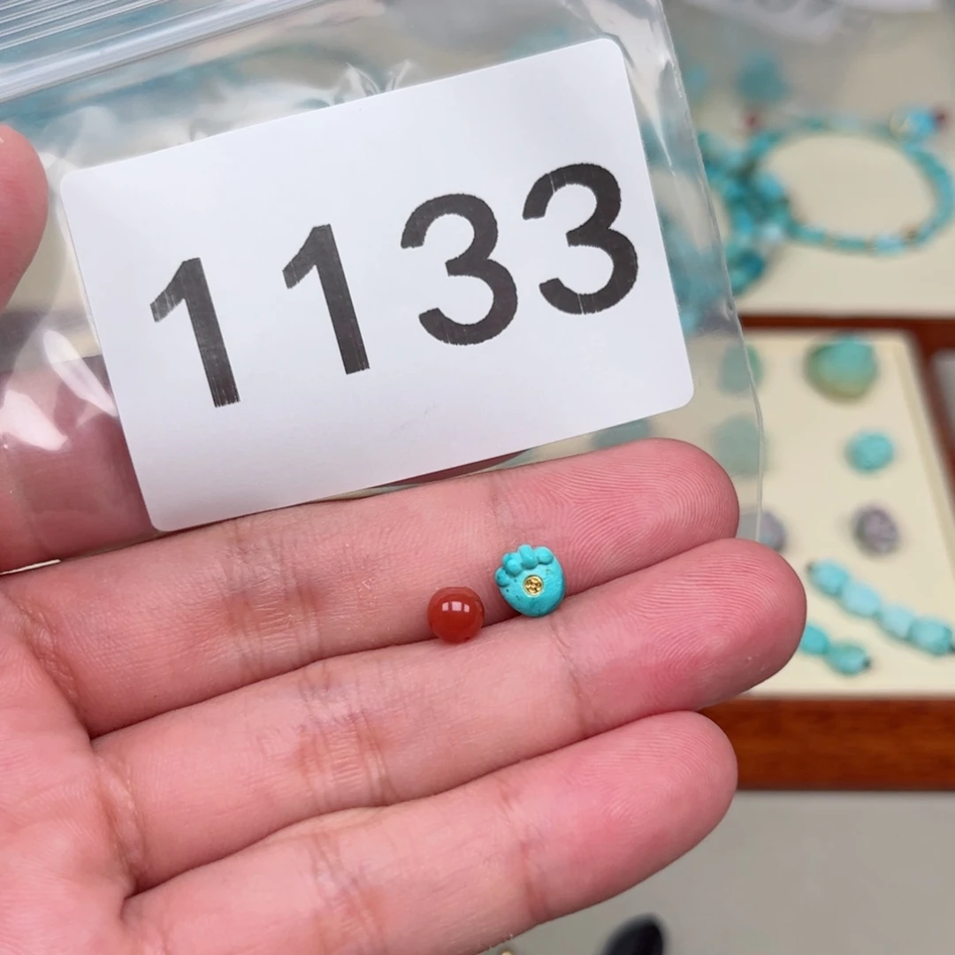 南红玛瑙未镶嵌珠宝奇石