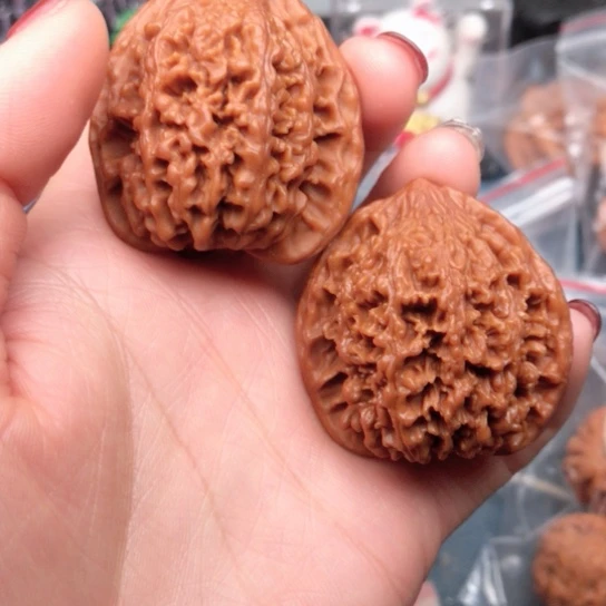 文玩核桃吊坠满天星