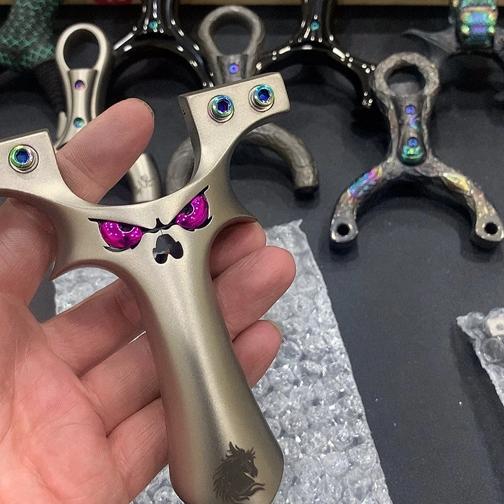 y***u3249号瑕疵恶魔带扳手