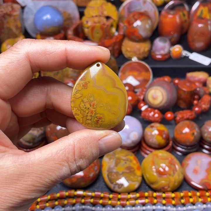 玛瑙/玉髓未镶嵌吊坠