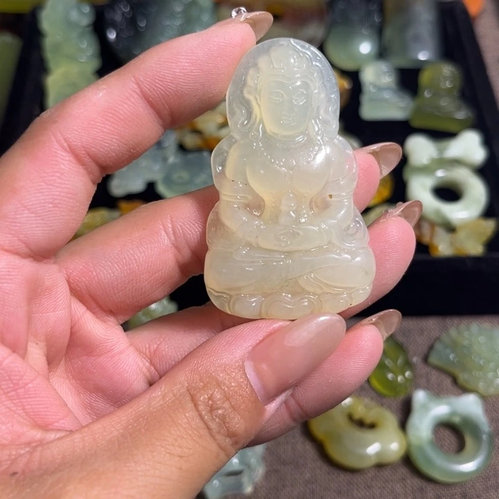 蛇纹石玉合金颈饰