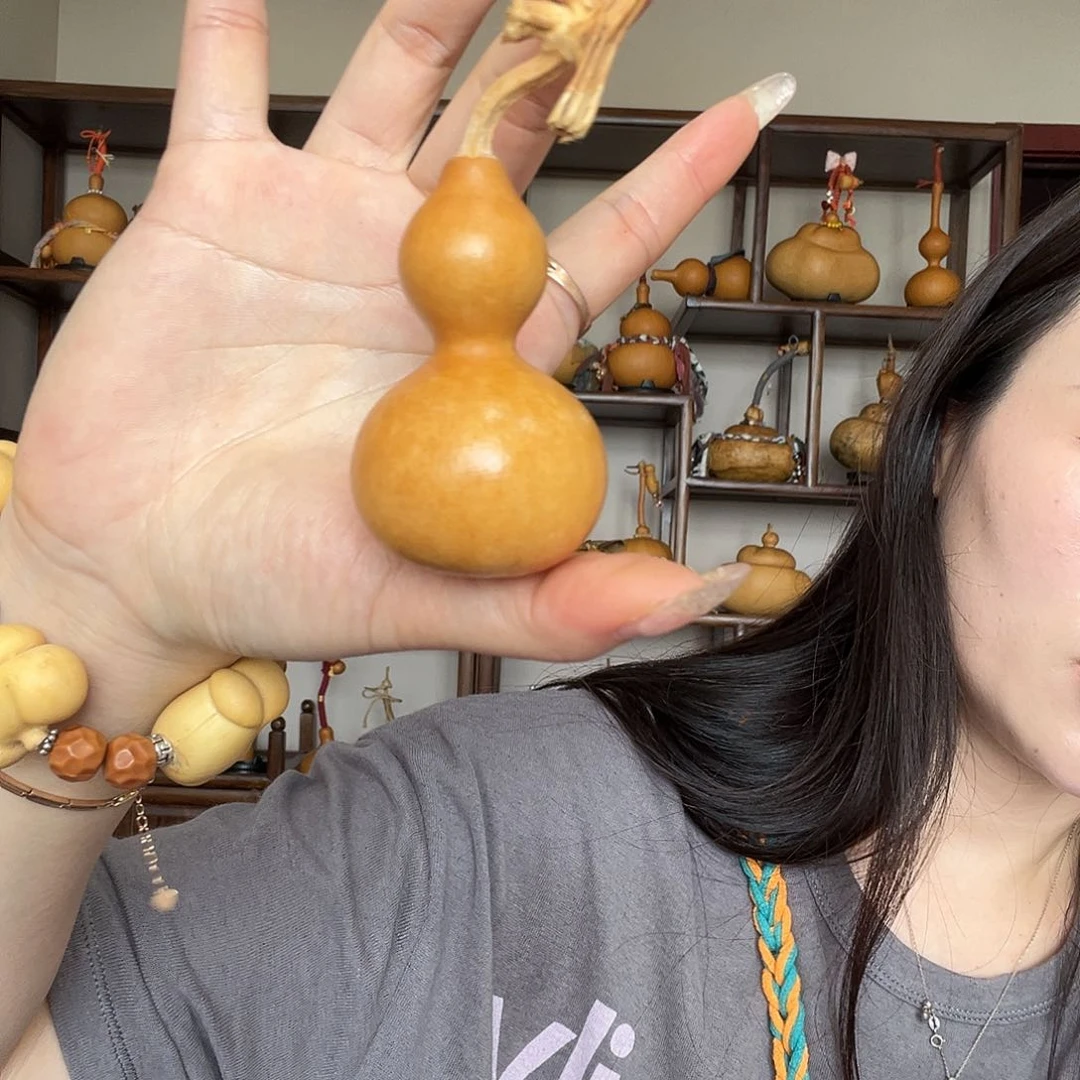 李*丫老皮花叶病葫芦把件