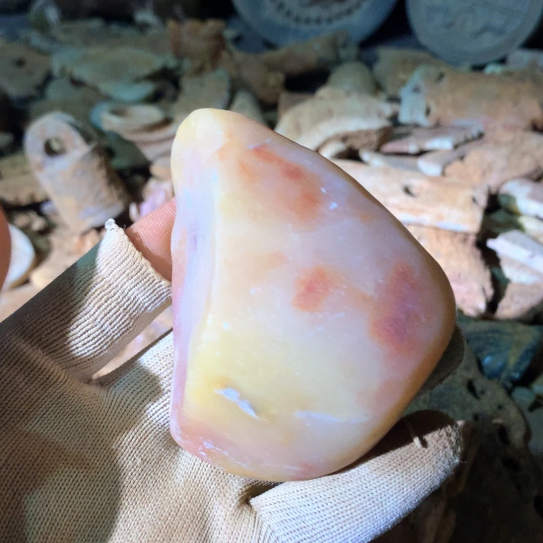 和田玉（黄玉）未镶嵌挂件