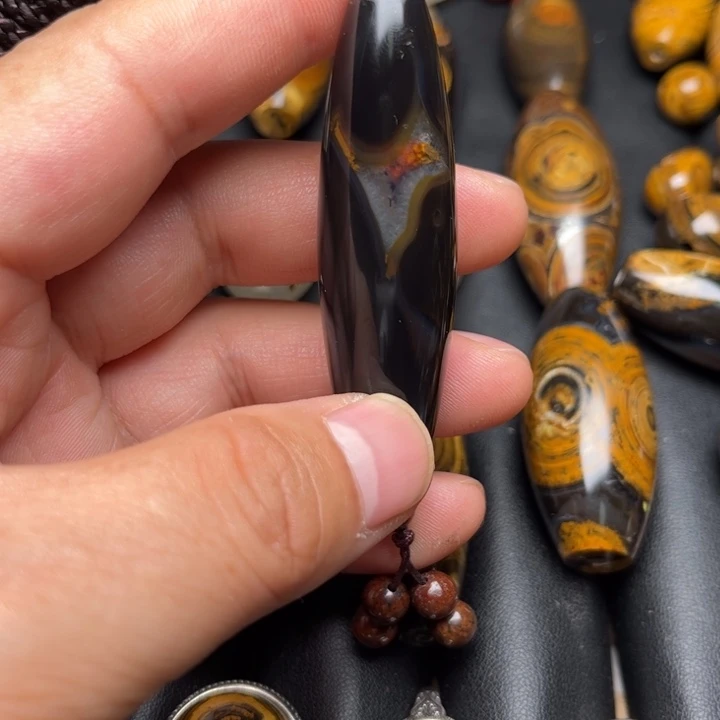 石英质玉珠宝半成品未镶嵌燕****一