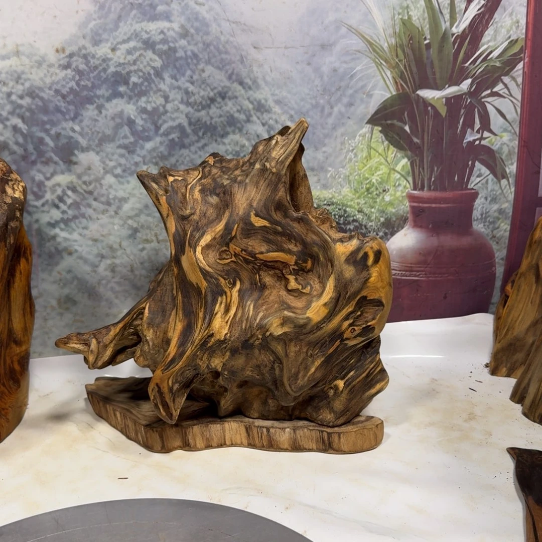 盛***松木清凉薄荷药香随型摆件，土埋老料自然香韵造型独特