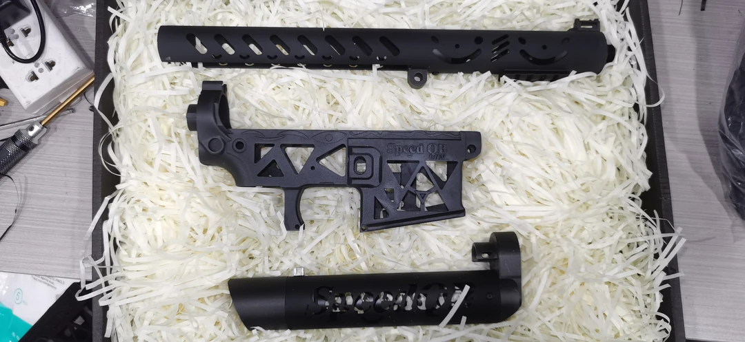 SQB笑脸怪4寸免支架一体尼龙机匣六铝上管后托