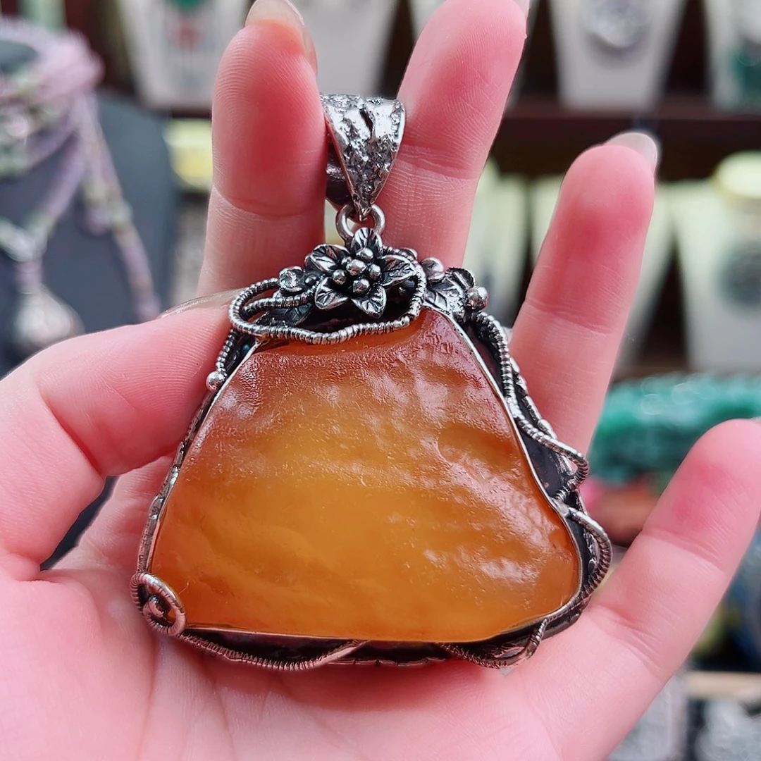 银S925镶嵌琥珀吊坠吊坠