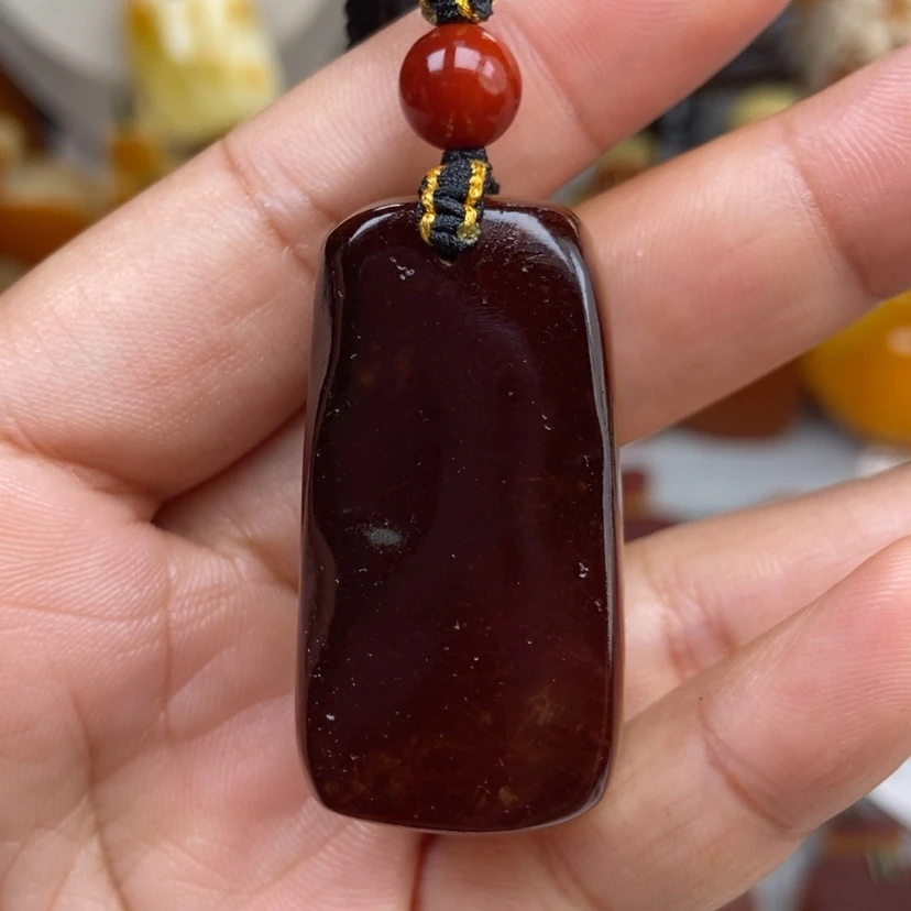 【闪购商品】琥珀颈饰未镶嵌