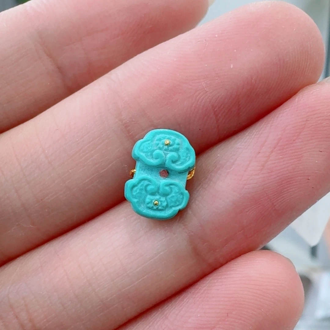 未镶嵌绿松石珠宝奇石