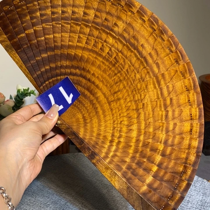 金丝楠风***0金丝楠木扇子