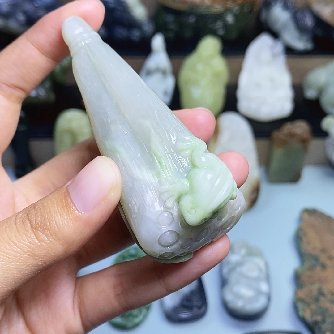 【闪购商品】颈饰未镶嵌和田玉灵**?