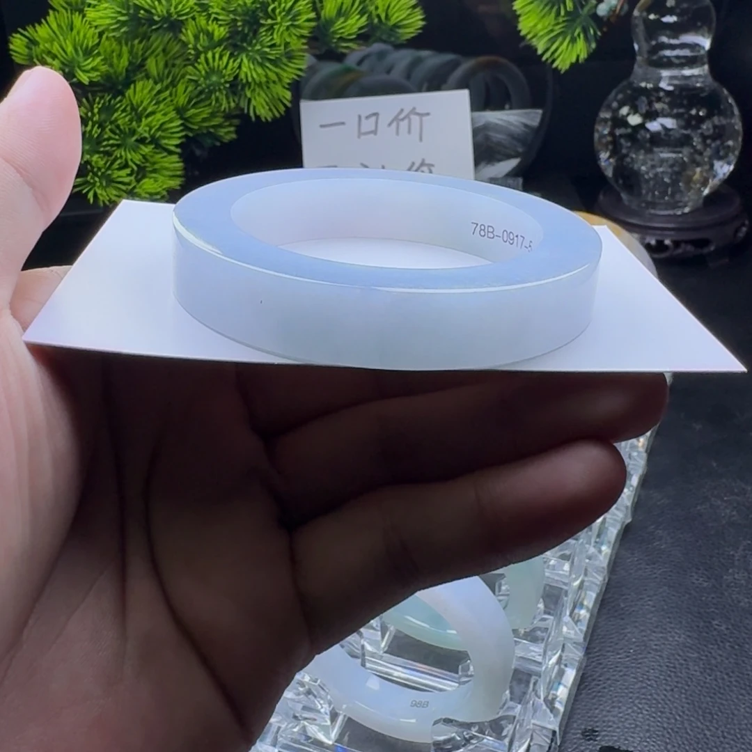 未镶嵌手镯定制翡翠冰胶淡蓝紫幻彩