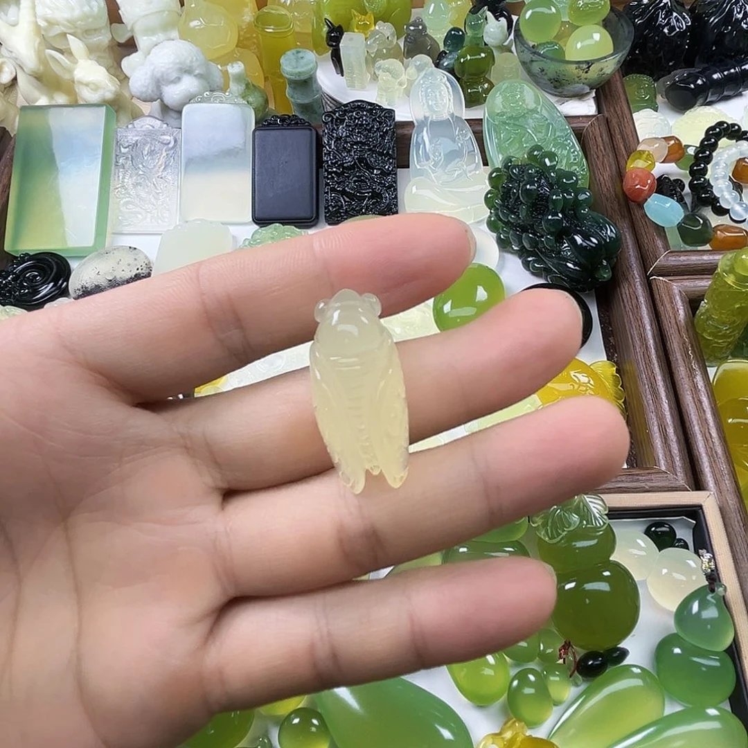 未镶嵌岫玉吊坠(不含链)雨**提