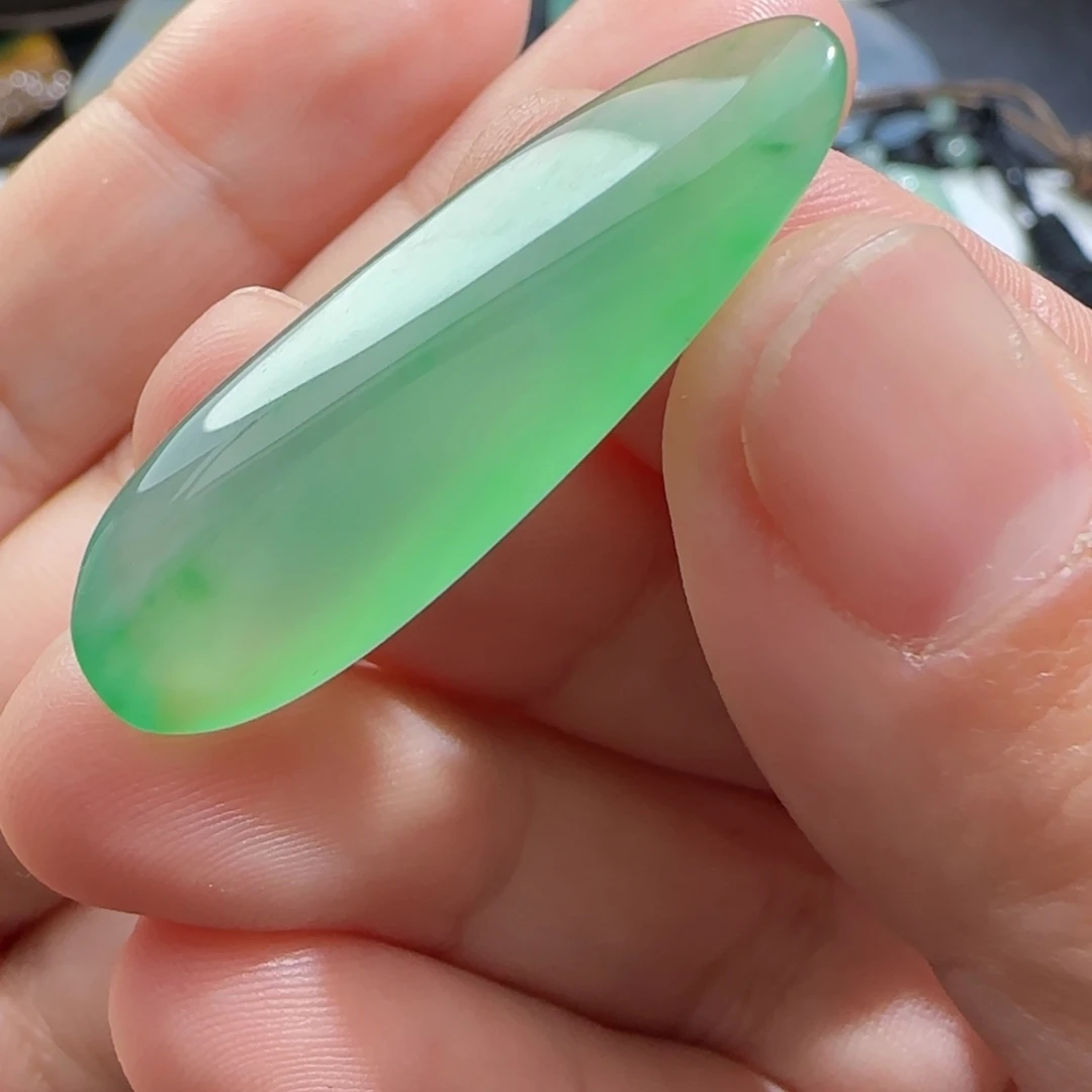 定制翡翠未镶嵌材料