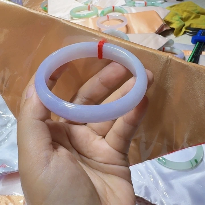 未镶嵌手镯翡翠55贵妃