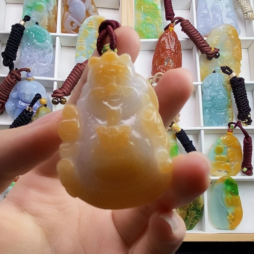 未镶嵌定制翡翠A****?翡翠