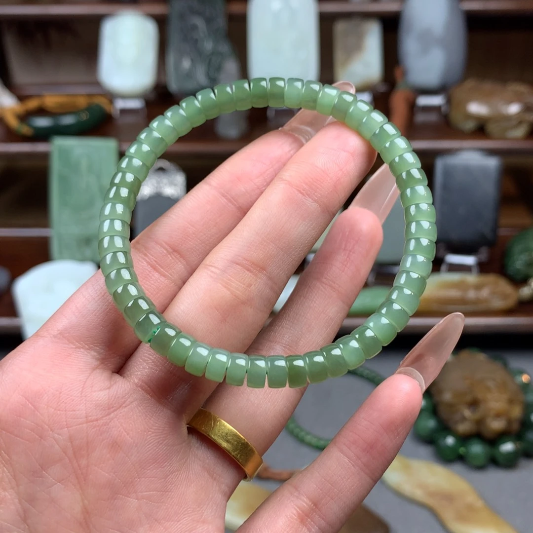和田玉（糖玉）挂件未镶嵌