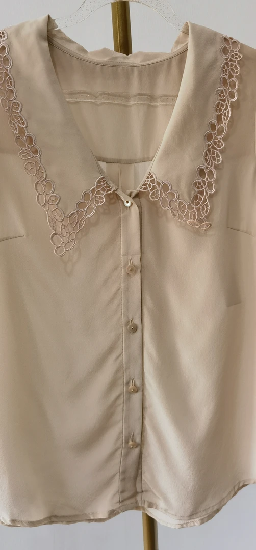 时尚衬衣短袖白色娃娃领衬衫夏季连衣裙纯色蕾丝常规通勤上衣