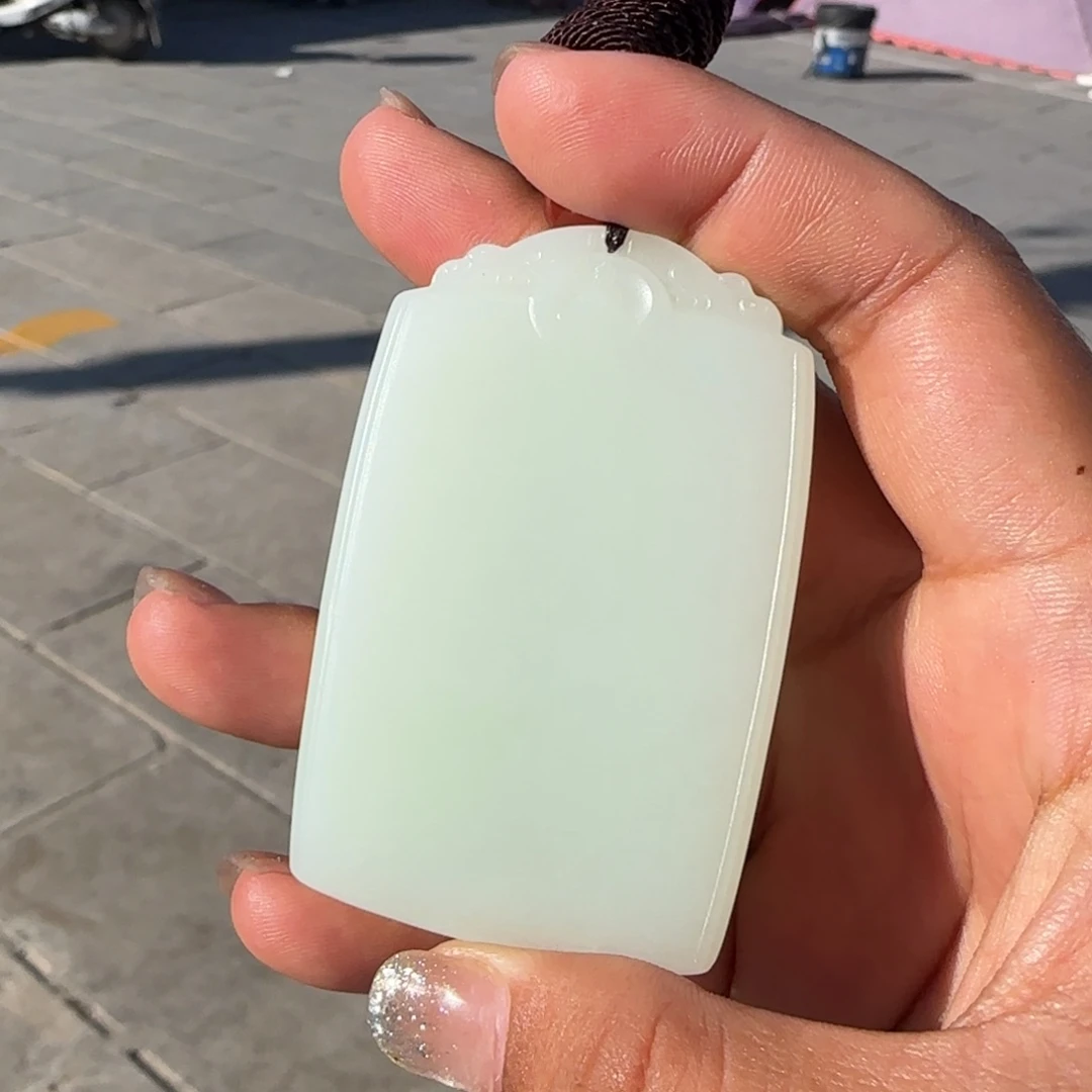 颈饰未镶嵌和田玉75