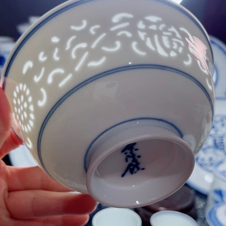 青花玲珑6寸面碗满雕双福双线