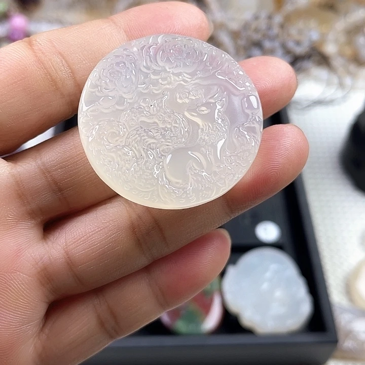 素***颜合金颈饰玛瑙/玉髓