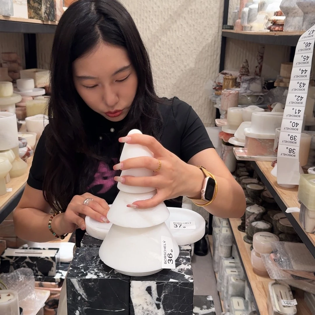 大理石。 36。 皇家白玉圣诞树。