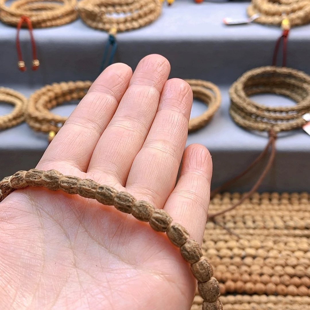 柏香籽/百香籽吊坠张*蛋