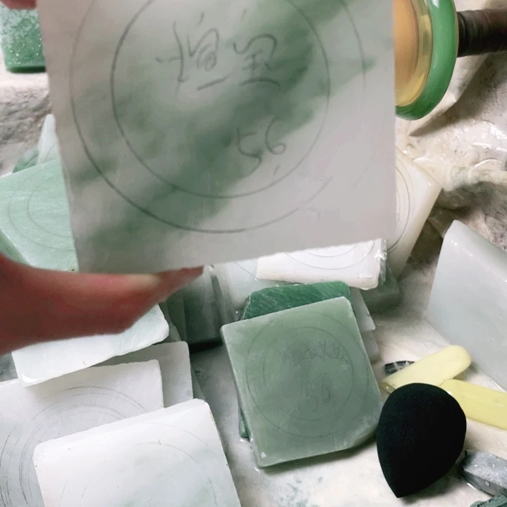 煊***宝定制石英质玉手镯56圈口