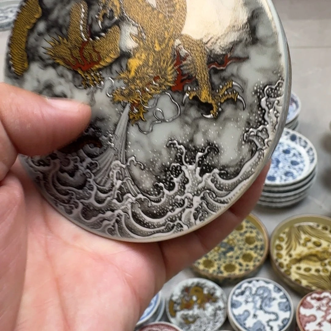 杯金龙降世盖置景德镇