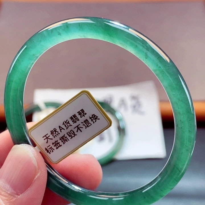 翡翠未镶嵌手镯翡翠手镯22