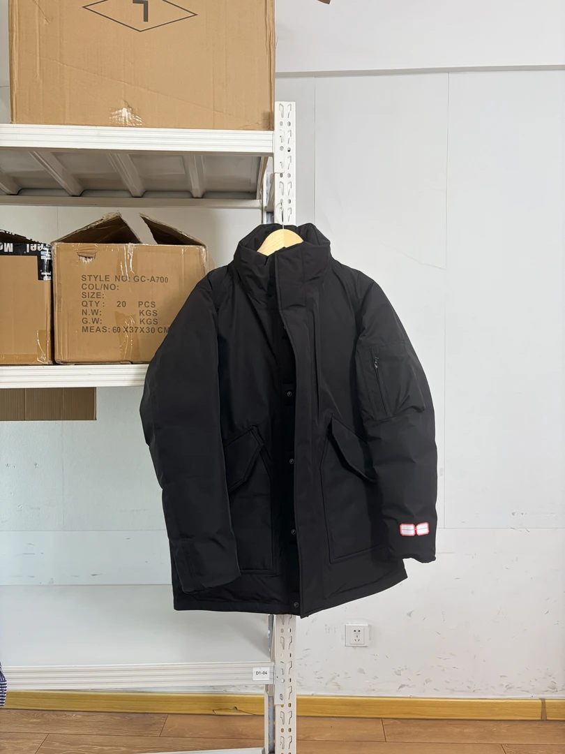 日单现货娜家中长立领光电子羽绒服黑色