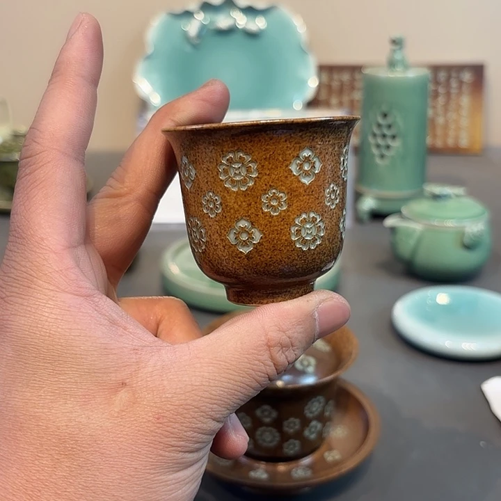 瓷片龙泉青瓷福利青瓷