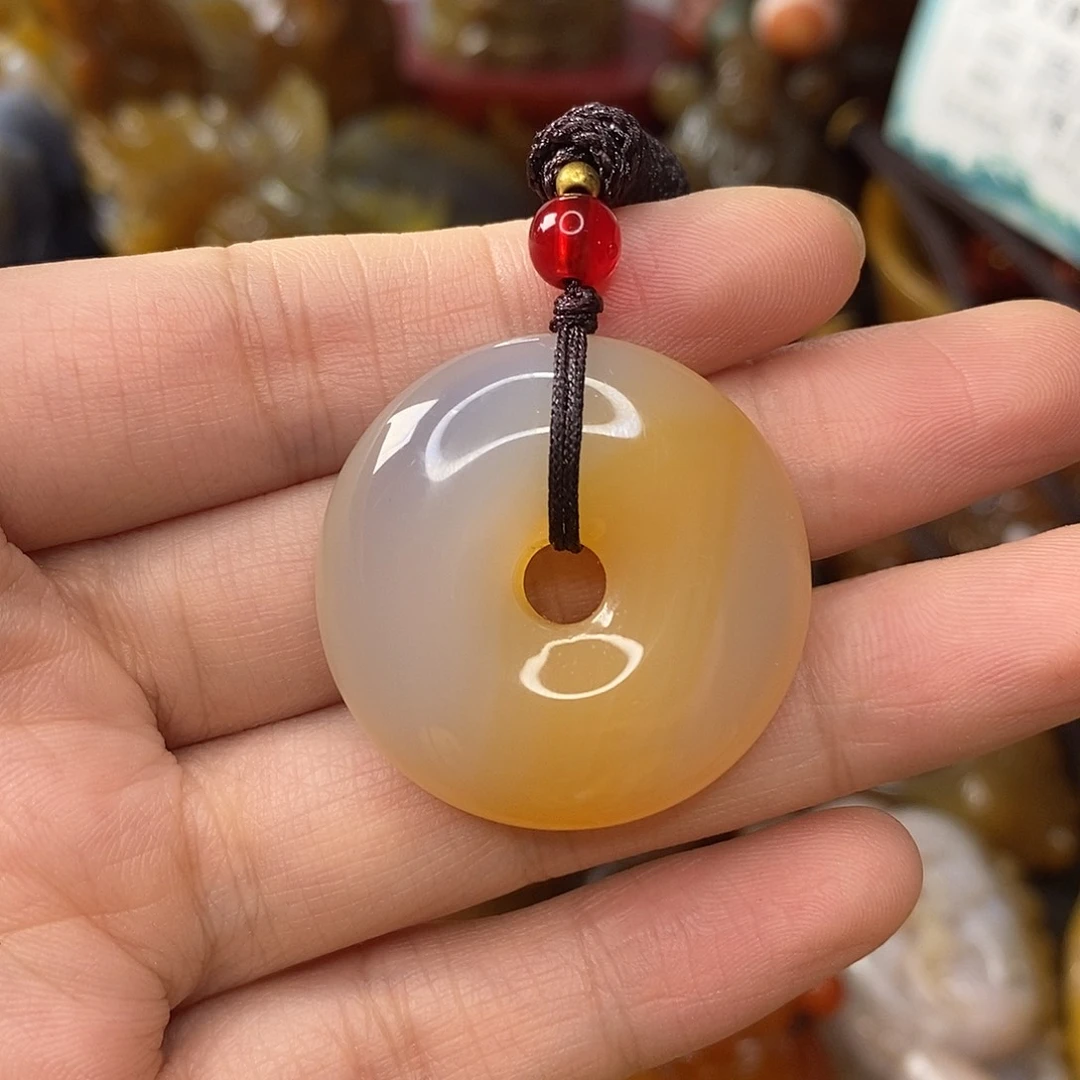 玛瑙/玉髓未镶嵌吊坠
