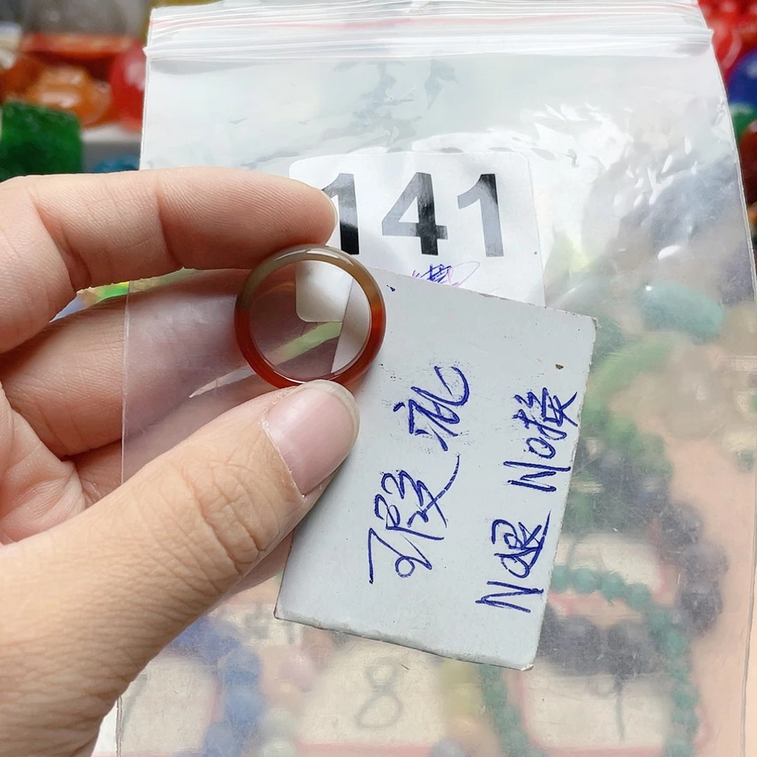 合金颈饰玛瑙/玉髓西*?