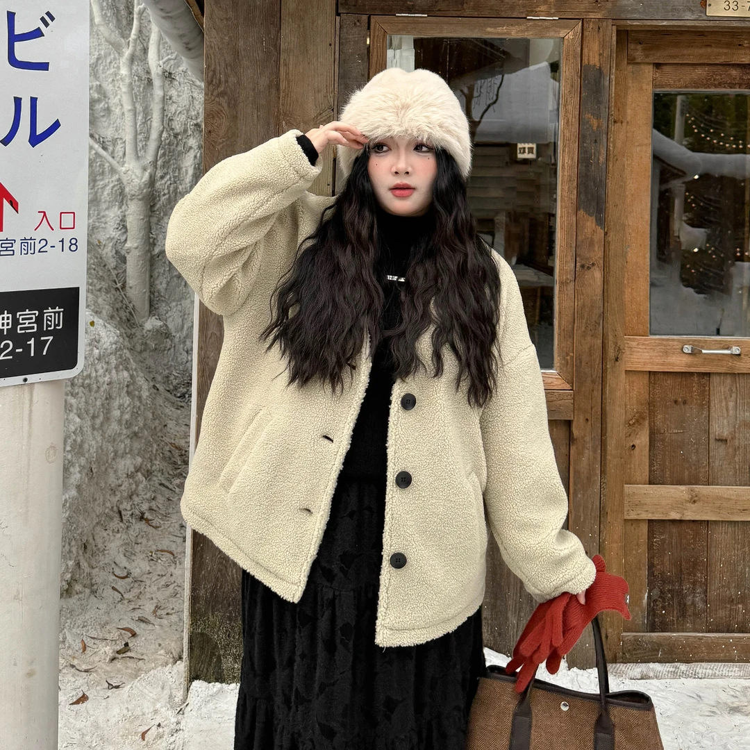 B3360大码女装【治愈的冬天】韩系气质V领秋冬保暖宽松羊羔绒外套