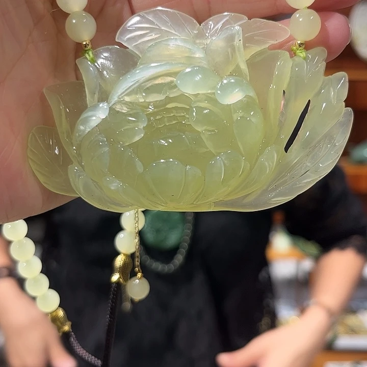 未镶嵌岫玉毛衣链