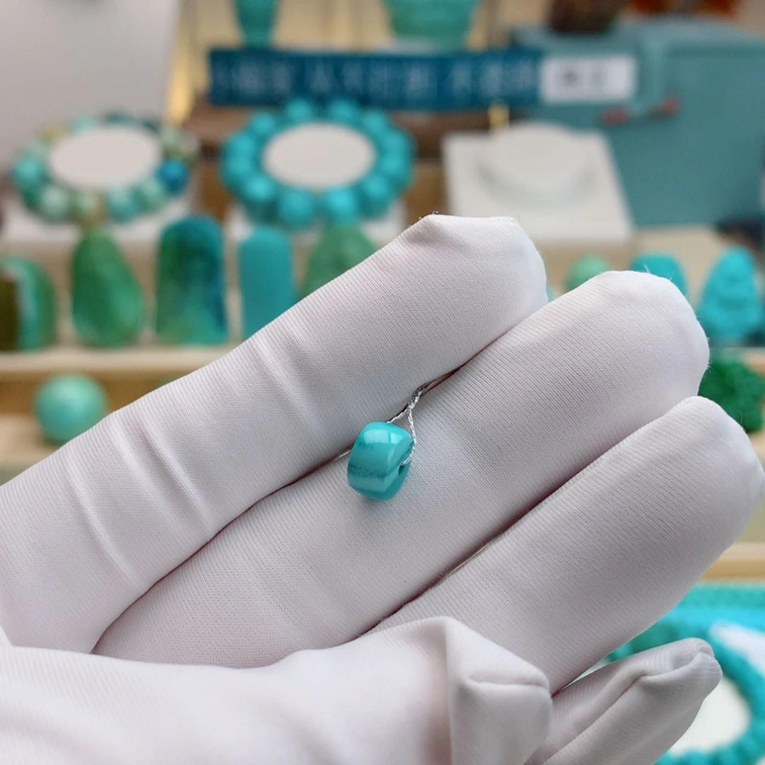 鹏***小绿松石未镶嵌挂件