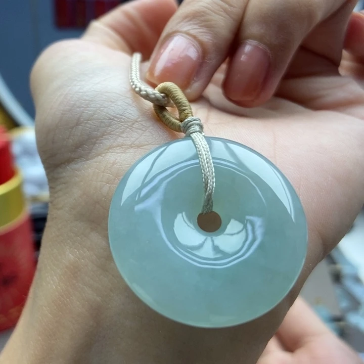 翡翠未镶嵌颈饰吊坠48
