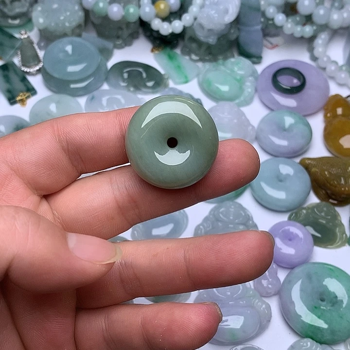 翡翠未镶嵌颈饰天然翡翠