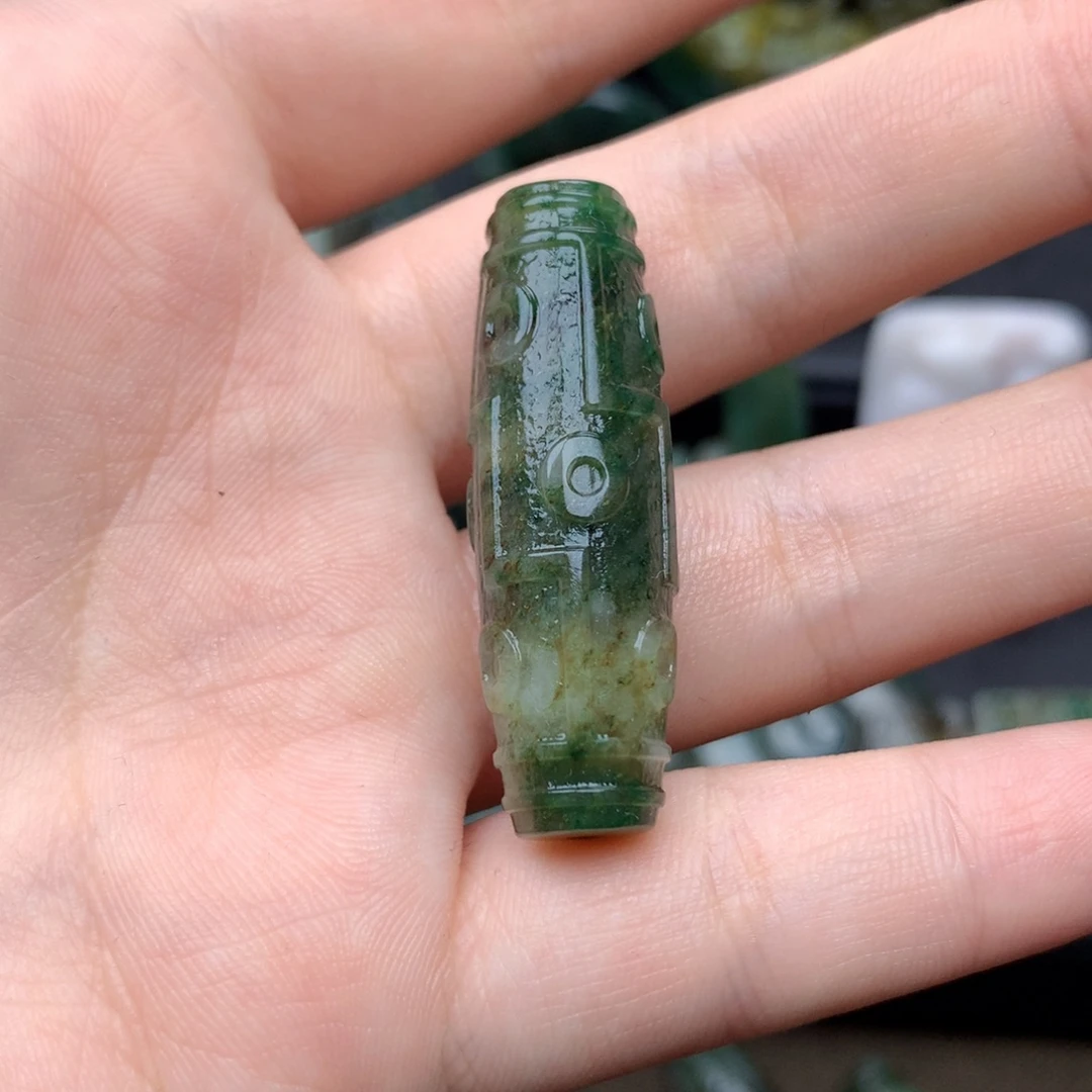 未镶嵌独山玉颈饰
