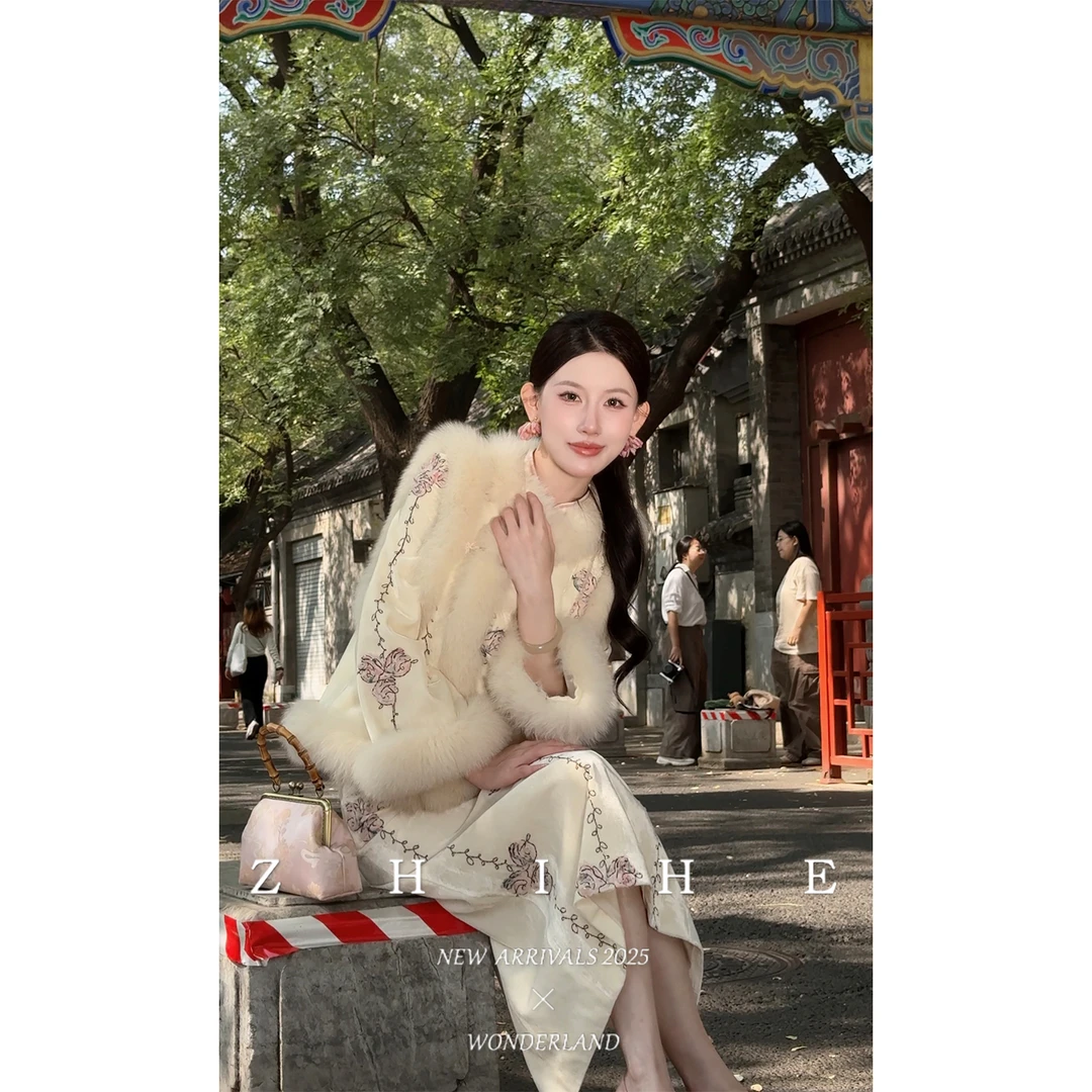 无艳一禾【蒹葭白露】新中式重工丝绒绣花狐狸毛连衣裙+马甲