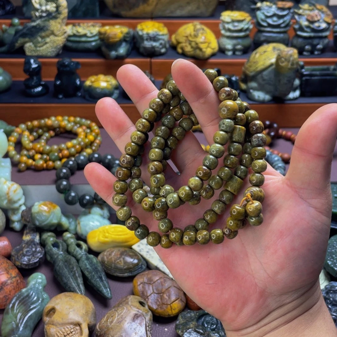 【闪购商品】未镶嵌岫岩河磨玉（透闪石质玉）挂件