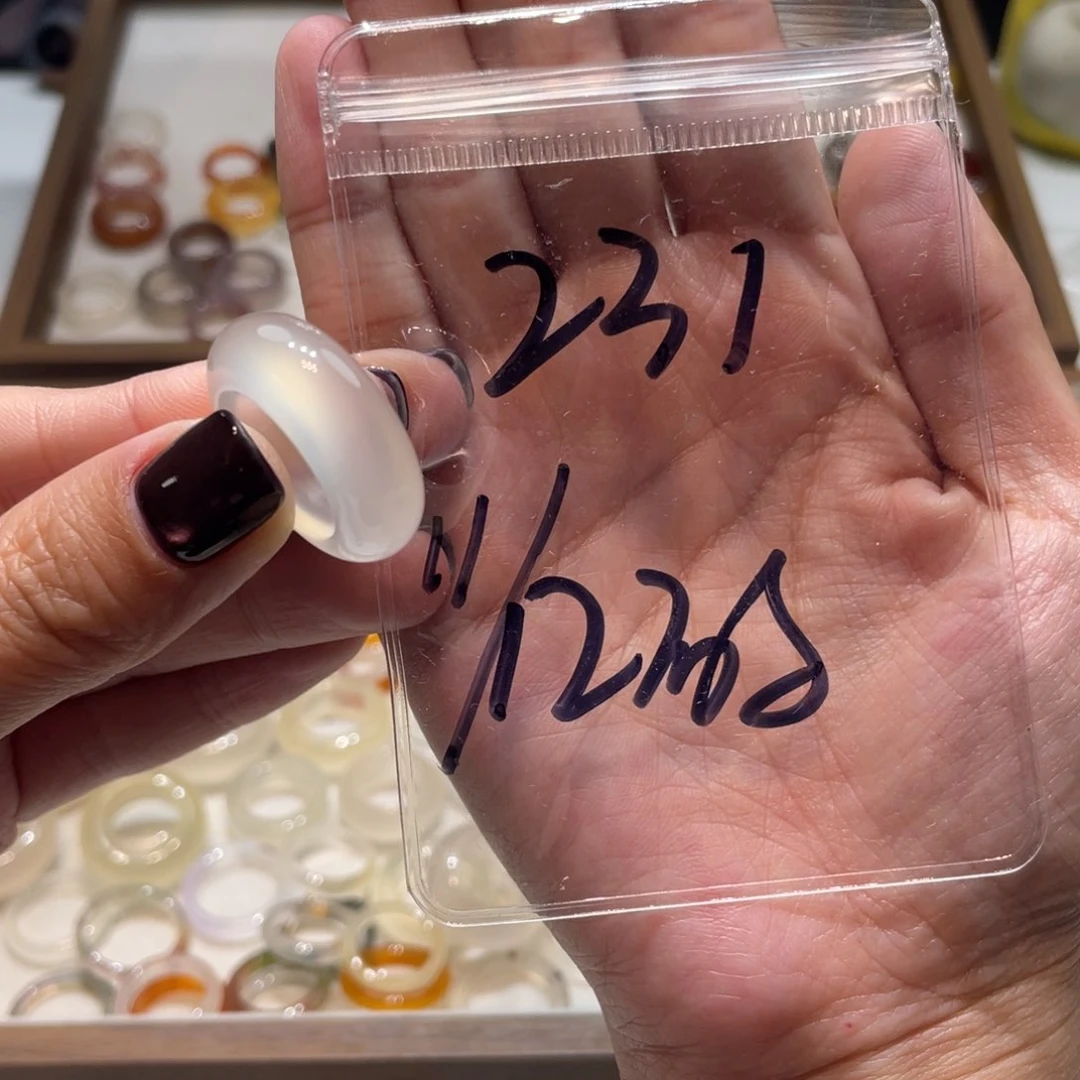 玛瑙/玉髓戒指未镶嵌