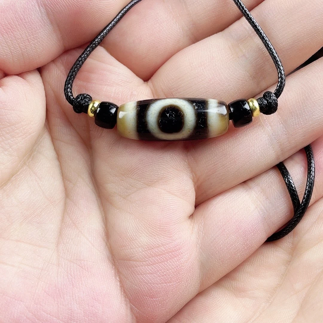 卷***妹合金颈饰玛瑙/玉髓