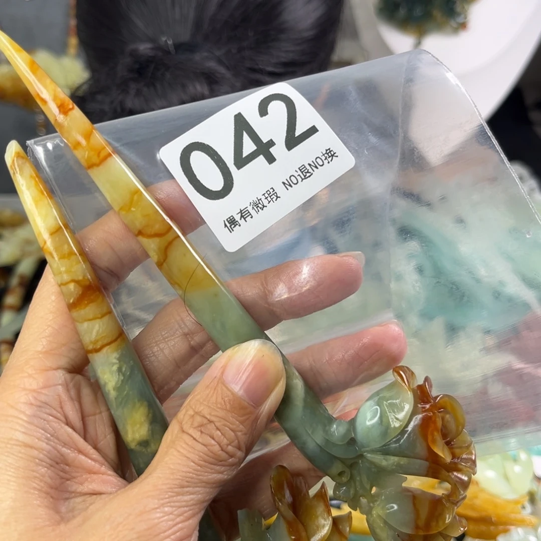 岫玉未镶嵌发饰玉****名