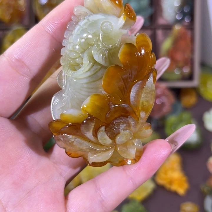 未镶嵌蛇纹石玉颈饰瑞****家