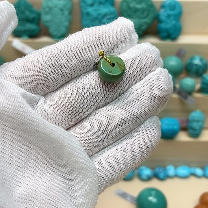 绿松石珠宝未镶嵌