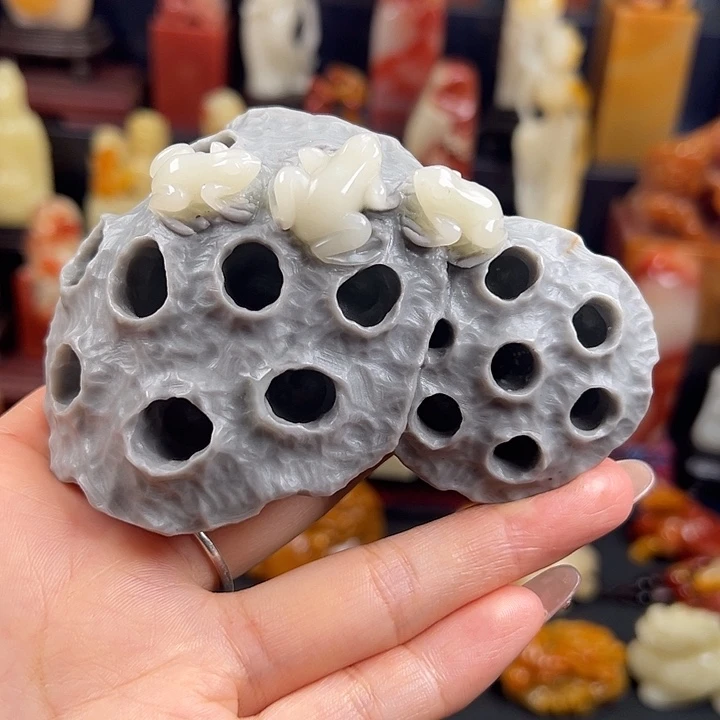 寿山石老性芙蓉石
